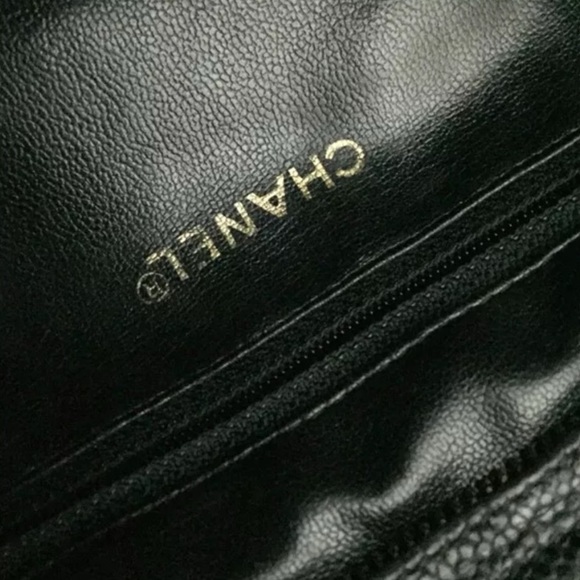 Chanel Triple CC Tote - Vintage 24k Gold-Plated Hardware - Picture 12 of 14